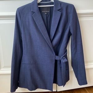 Banana Republic Lightweight Wool Wrapped Blazer Size 4